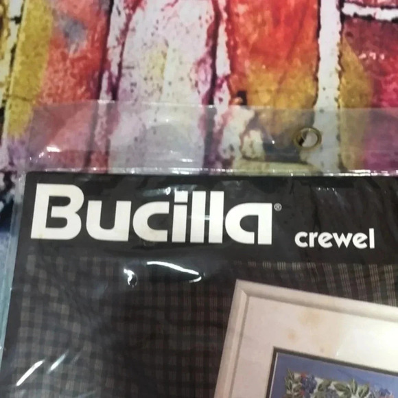 Bucilla crewel Trio of Berries cross stitch‎ stamped crewel fabric 8inX22in - Picture 2 of 9